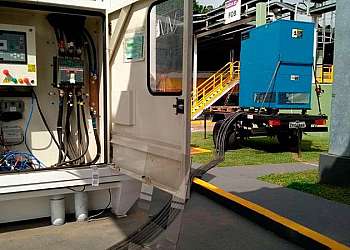 Aluguel de bancos de plastico Aluguel de bancos de plastico