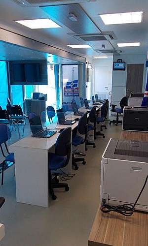 Aluguel de unidades móveis de serviços Aluguel de unidades móveis de serviços