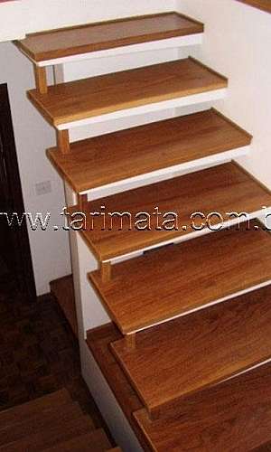 Degrau de madeira Degrau de madeira